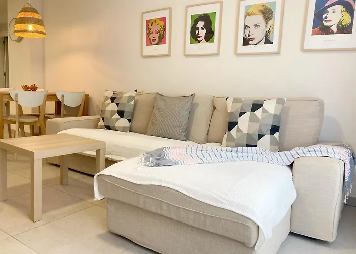 Stylish Family Flat By Canary365